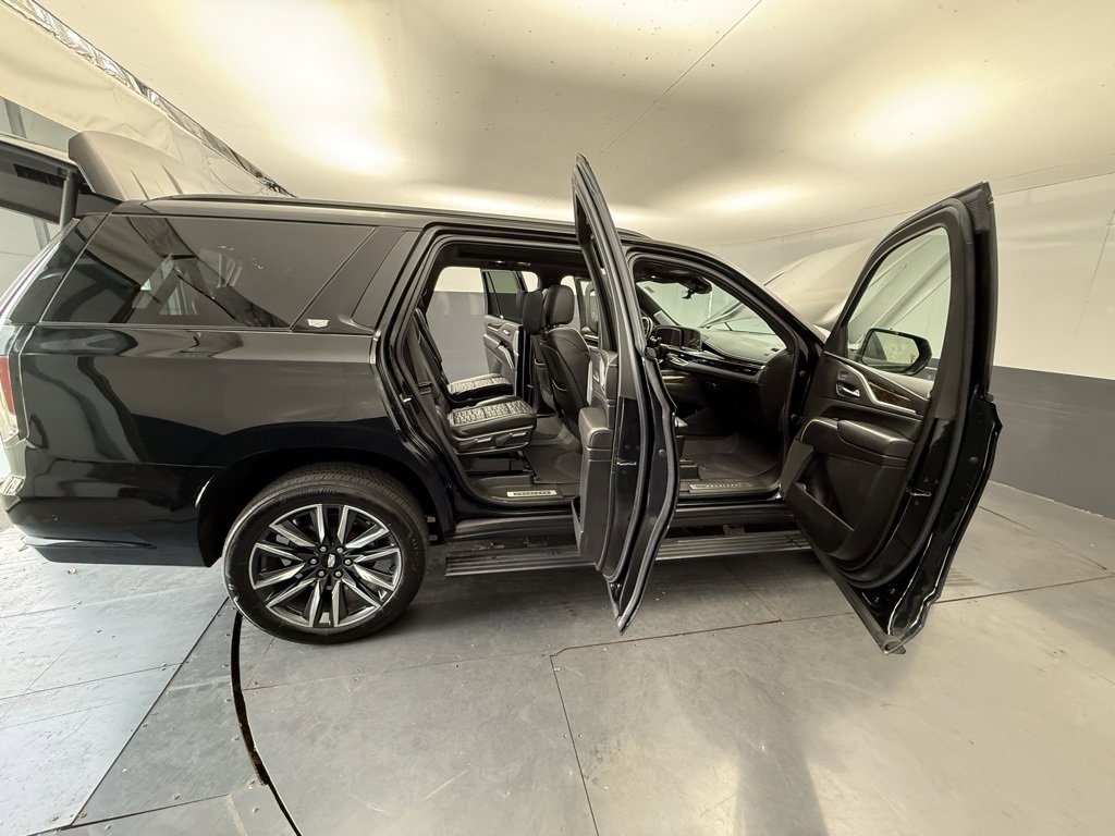 Used 2022 Cadillac Escalade Sport Platinum image 19