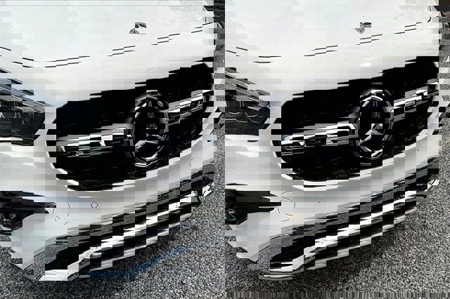 Certified 2025 Mercedes-Benz GLA 250 4MATIC image 36