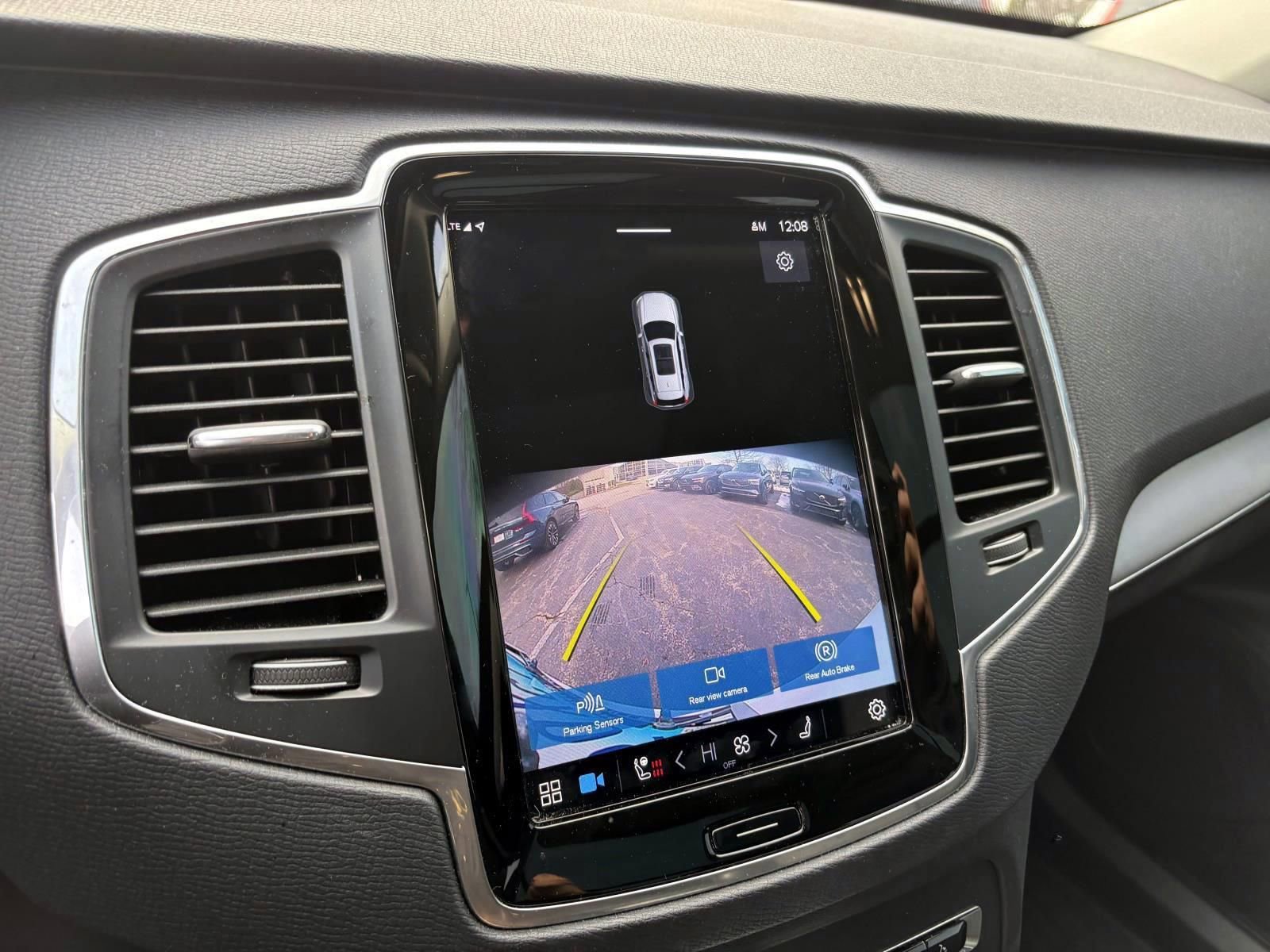 Used 2023 Volvo XC90 B5 Core w/ Protection Package Premier image 21