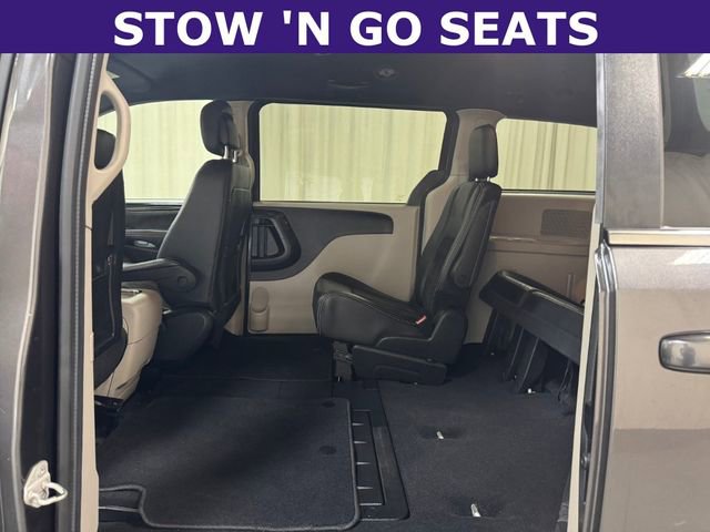 Used 2019 Dodge Grand Caravan SXT w/ Rear Park Assist Package FWD image 27