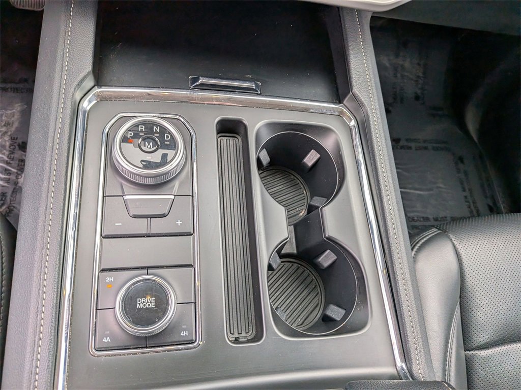 Used 2024 Ford Expedition XLT image 20