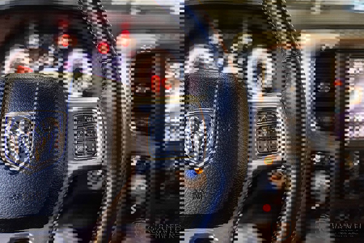 Used 2016 RAM 1500 Laramie w/ Convenience Group image 24