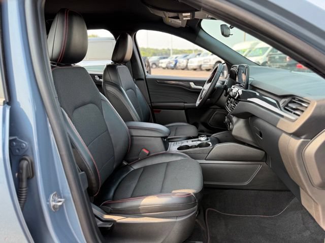 Used 2023 Ford Escape ST-Line AWD/4WD image 12