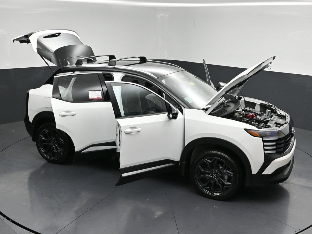 New 2026 Nissan Kicks SR w/ Cold Weather Package AWD/4WD image 30
