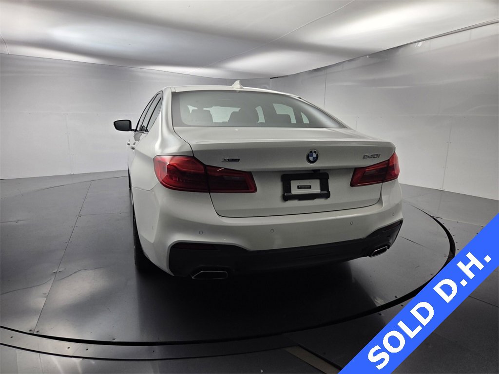 Used 2020 BMW 540i xDrive w/ Executive Package image 11
