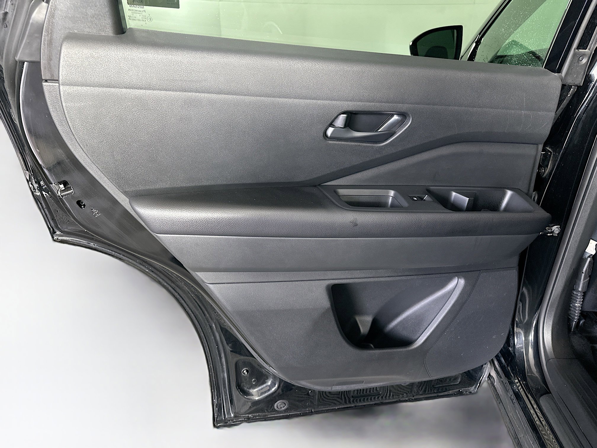 Used 2024 Nissan Pathfinder SV image 26