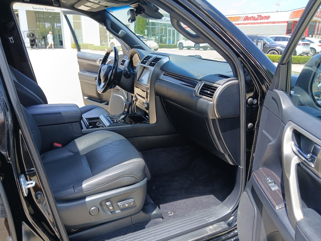 Used 2021 Lexus GX 460 Premium w/ Premium Package AWD/4WD image 28
