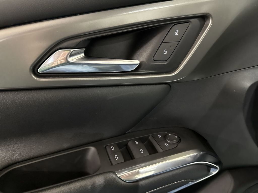 Used 2024 Chevrolet Traverse LT AWD/4WD image 21