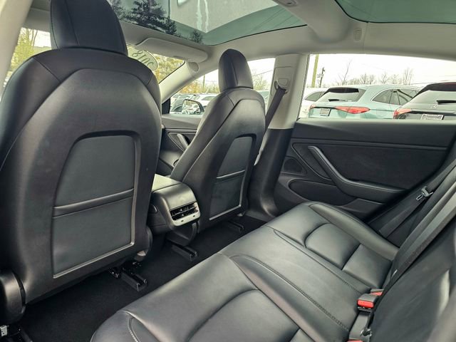 Used 2018 Tesla Model 3 Mid Range image 21