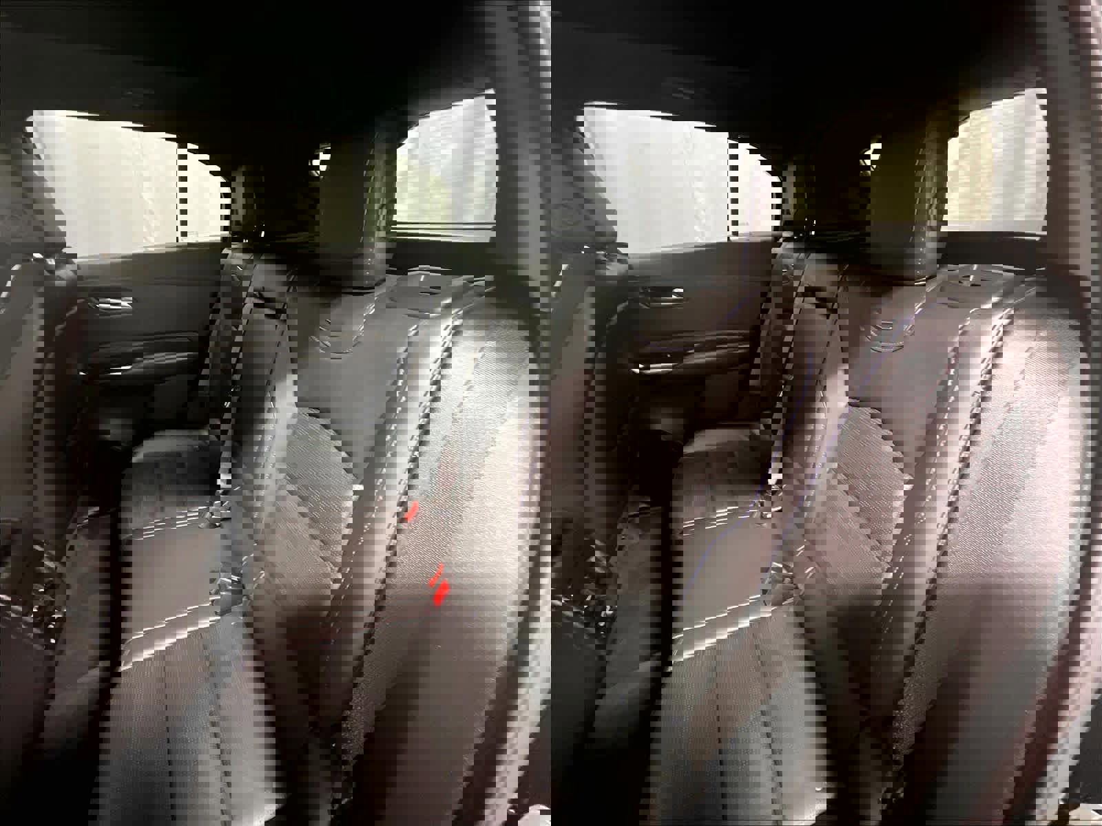 Used 2025 Cadillac XT4 Sport image 15