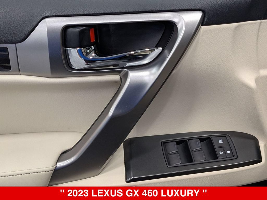 Used 2023 Lexus GX 460 Luxury w/ Sport Design Package AWD/4WD image 15
