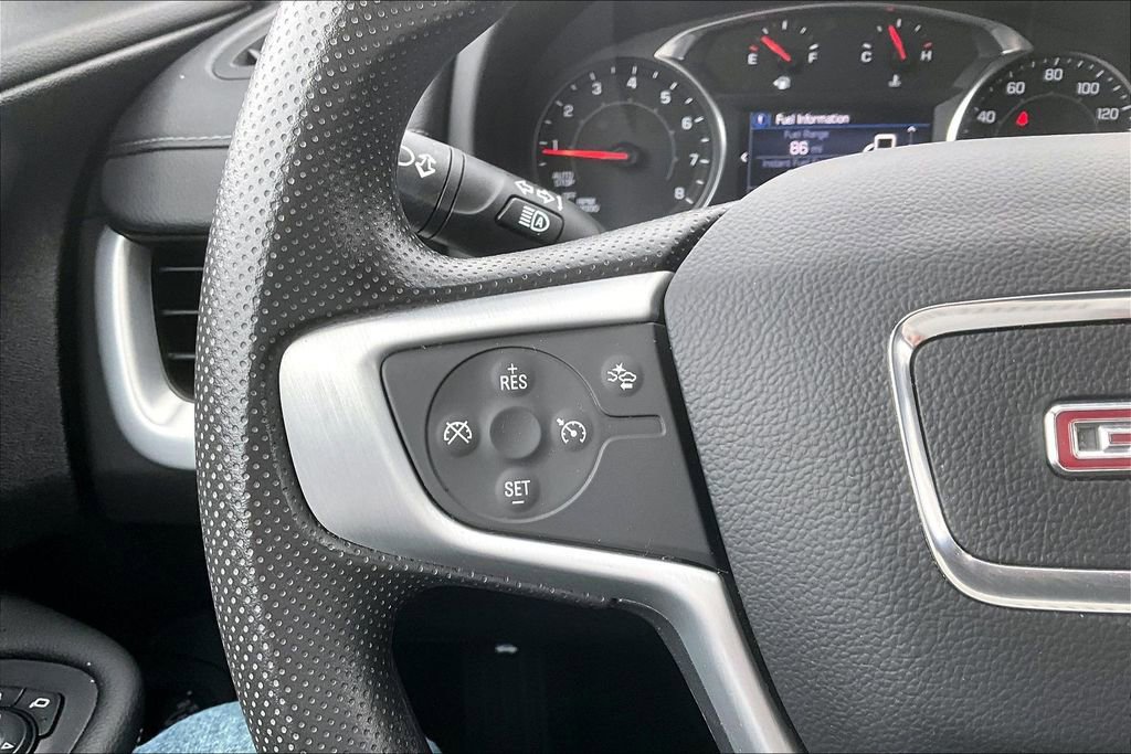Used 2024 GMC Terrain SLE w/ Driver Convenience Package image 19
