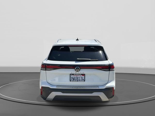 Certified 2026 Volkswagen Tiguan S FWD image 4