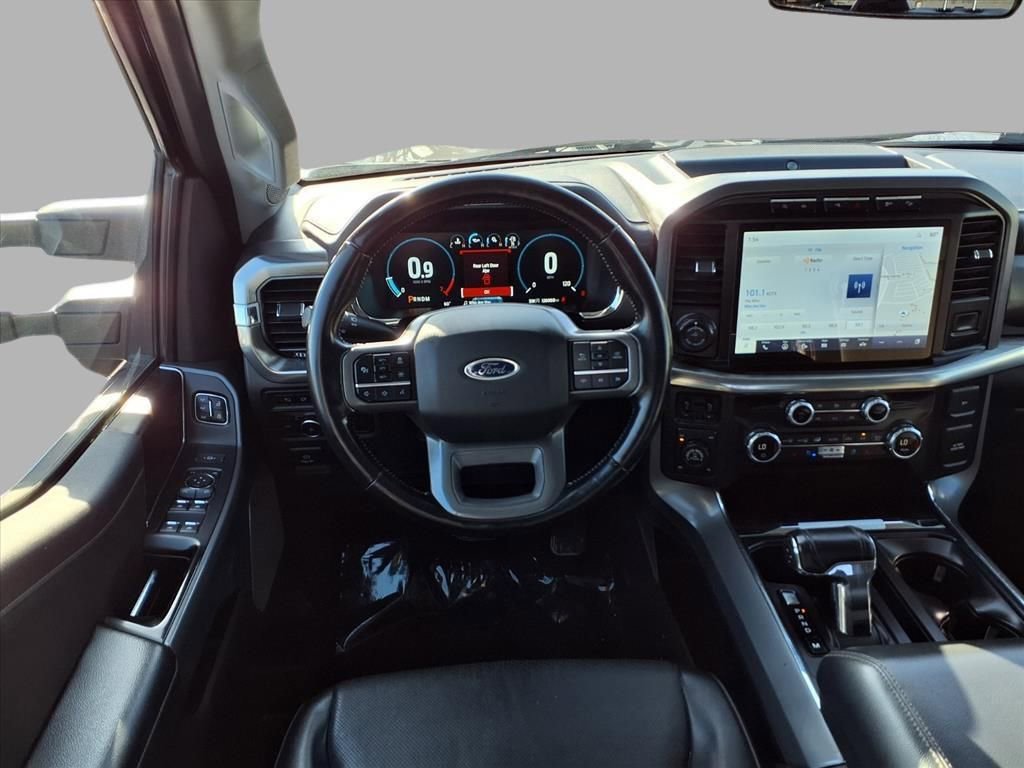 Used 2021 Ford F150 Lariat w/ Max Trailer Tow Package image 4