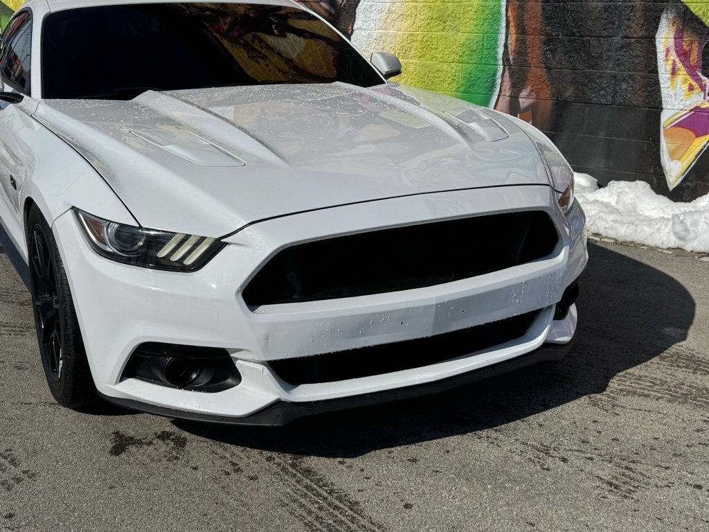 Used 2017 Ford Mustang GT w/ Black Accent Package image 7