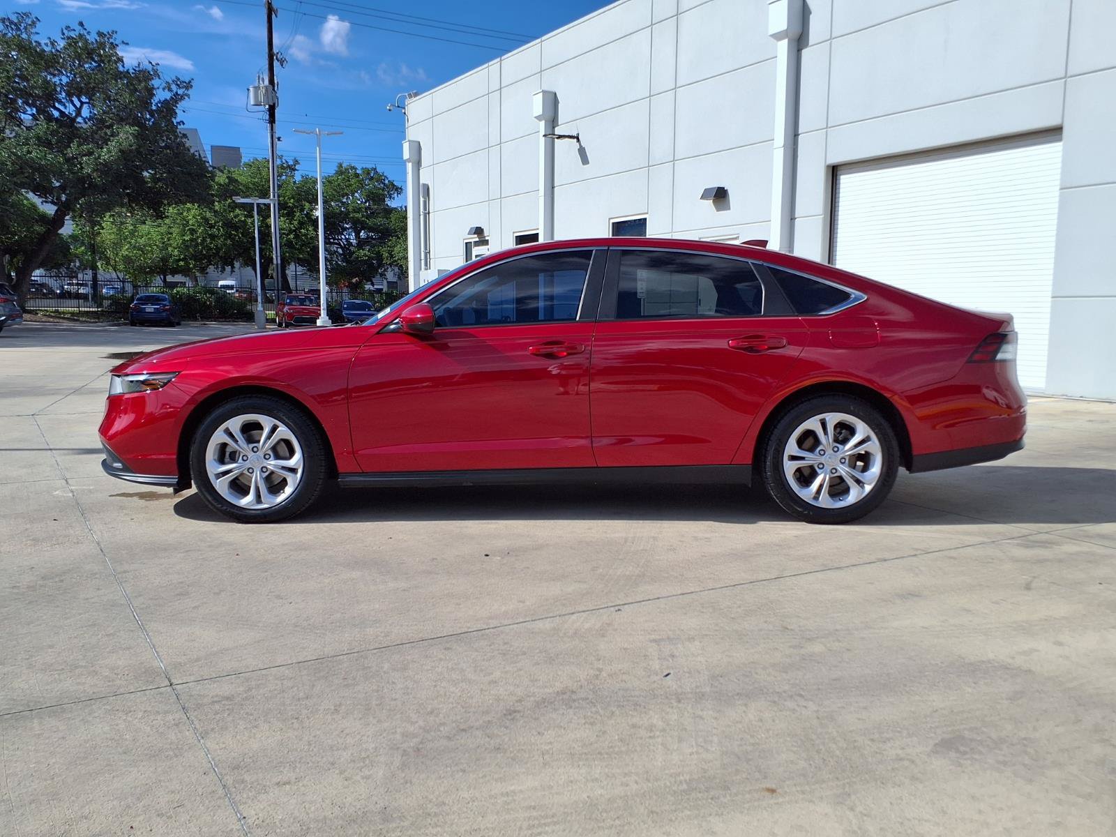 Used 2025 Honda Accord LX image 7