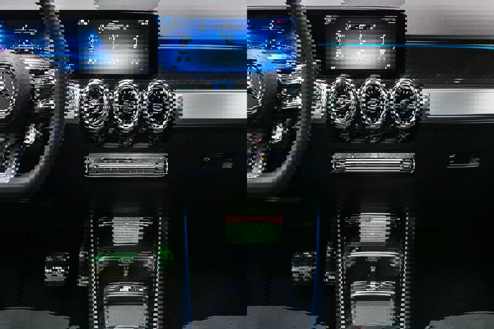 New 2025 Mercedes-Benz GLB 35 AMG 4MATIC image 14