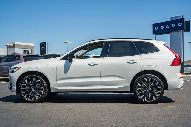 New 2026 Volvo XC60 T8 Ultra w/ Protection Package Premier AWD/4WD image 4