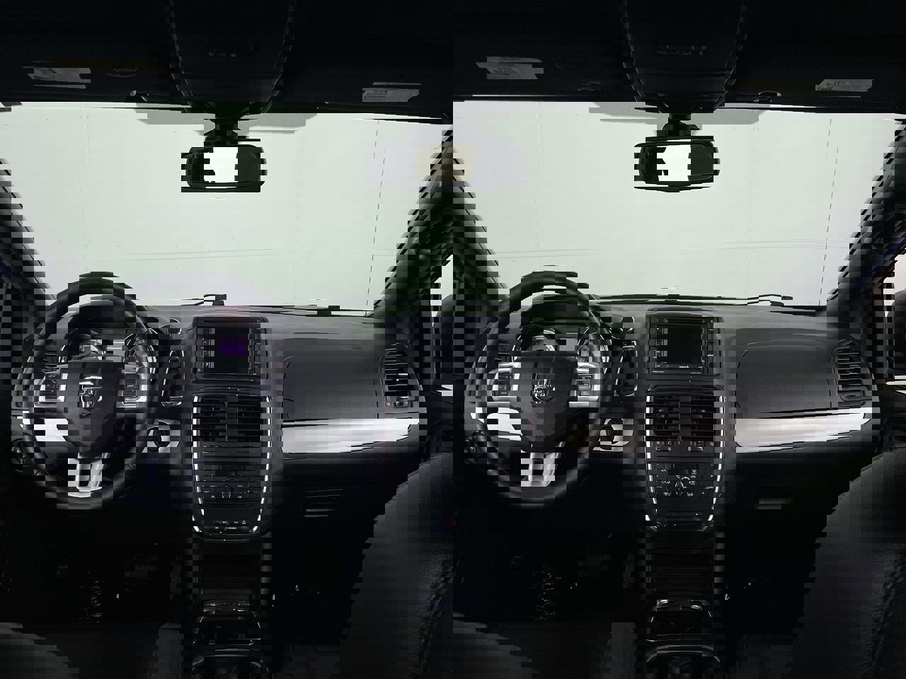 Used 2019 Dodge Grand Caravan GT image 25