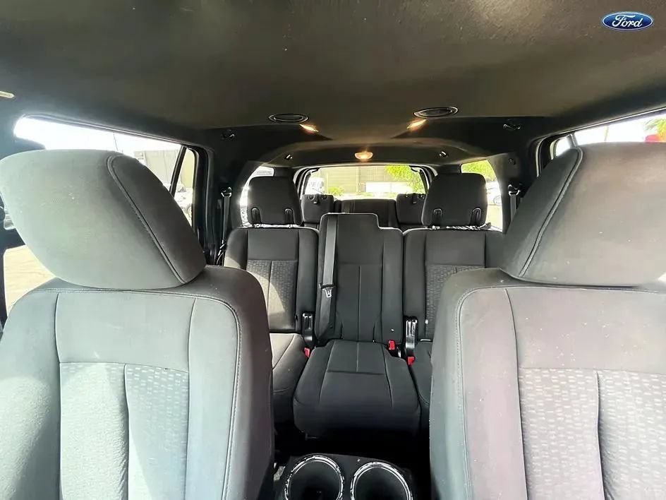 Used 2017 Ford Expedition XLT AWD/4WD image 10