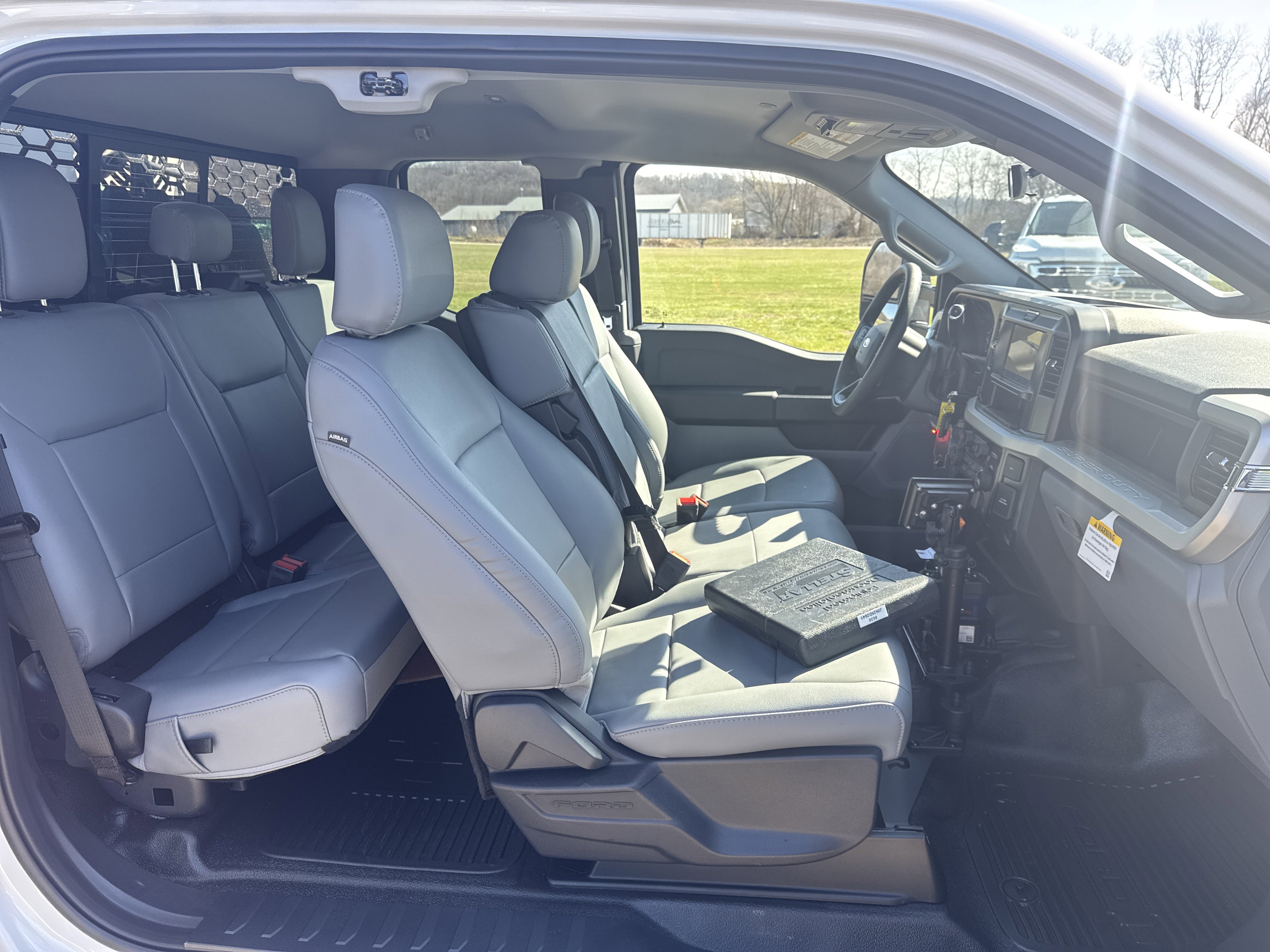 New 2026 Ford F550 4x4 Supercab Super Duty image 27