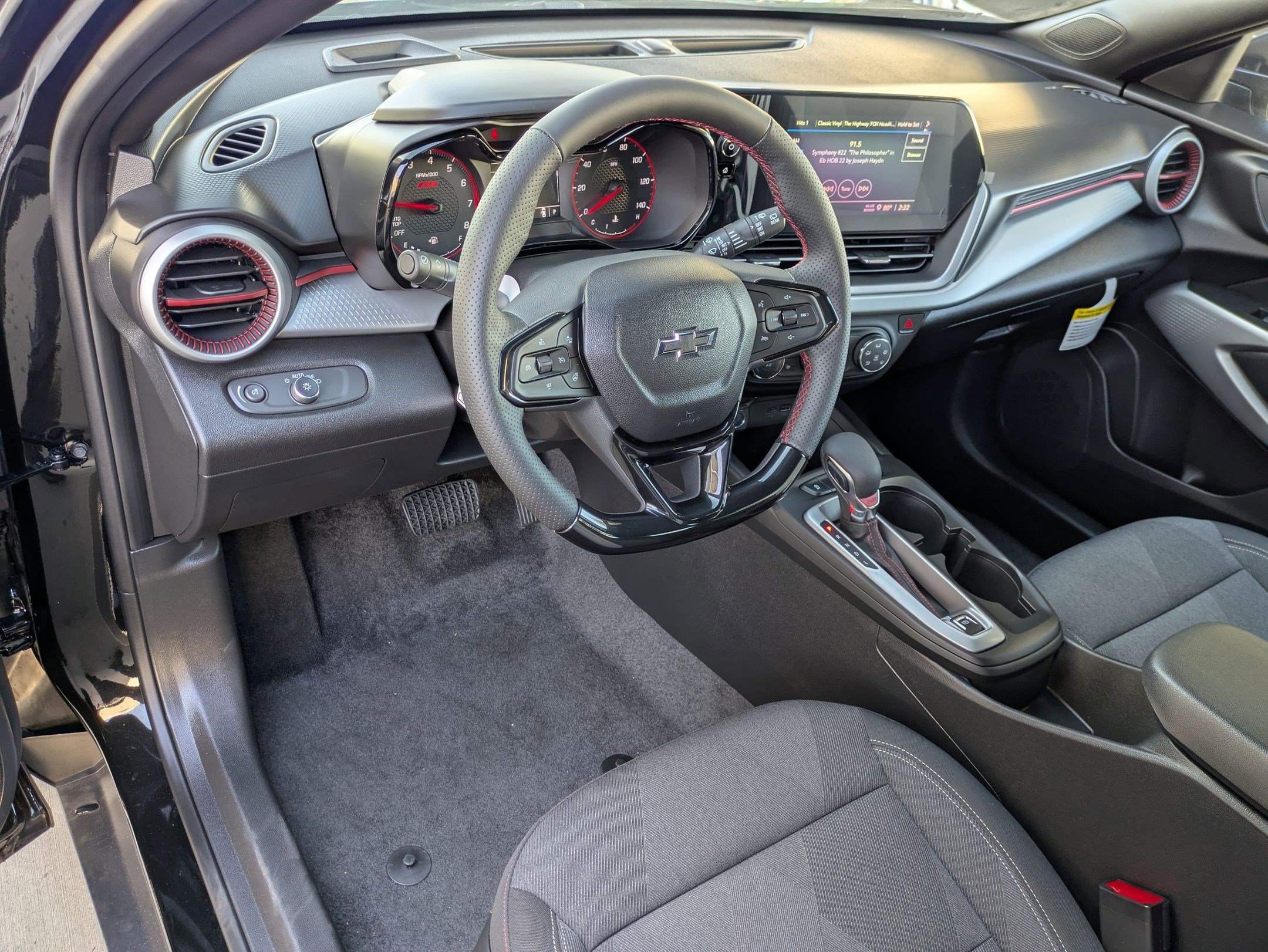 New 2026 Chevrolet Trax RS image 8