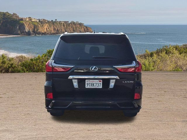 Used 2017 Lexus LX 570 4WD w/ Luxury Package image 6