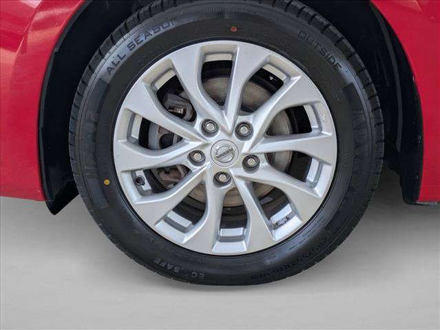 Used 2017 Nissan Sentra SV w/ Style Package FWD image 9