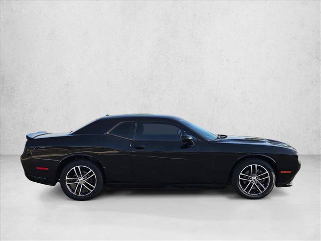 Used 2019 Dodge Challenger SXT AWD/4WD image 4