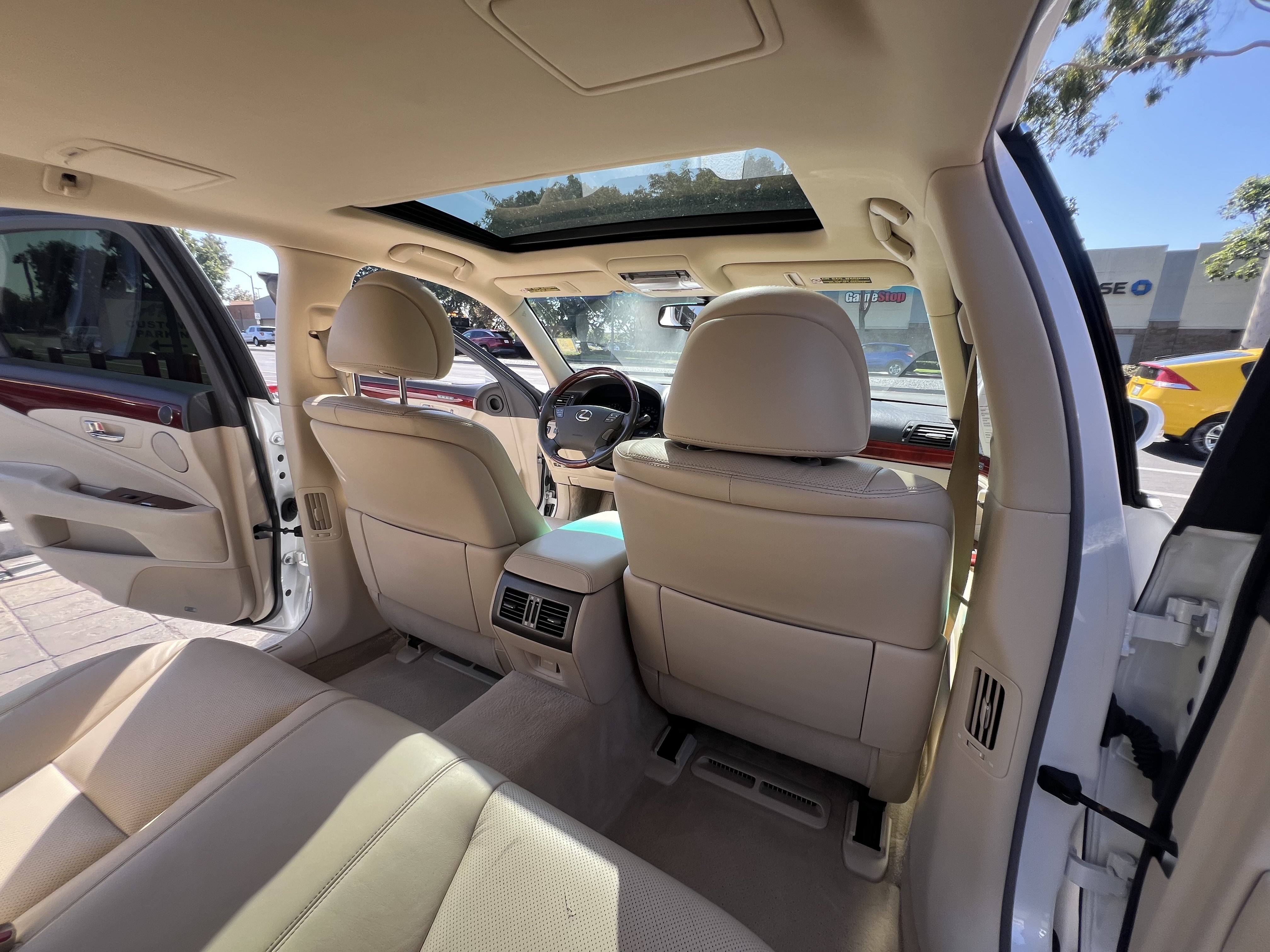 Used 2012 Lexus LS 460 w/ Luxury Value Edition RWD image 22