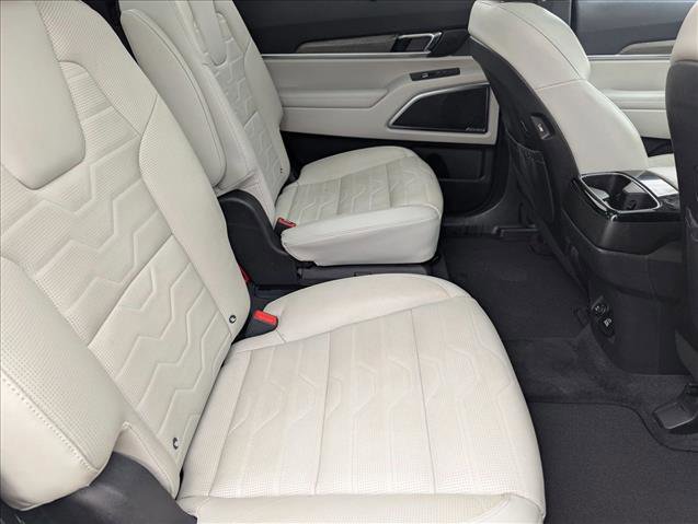 Used 2021 Kia Telluride SX w/ SX Prestige Package image 18