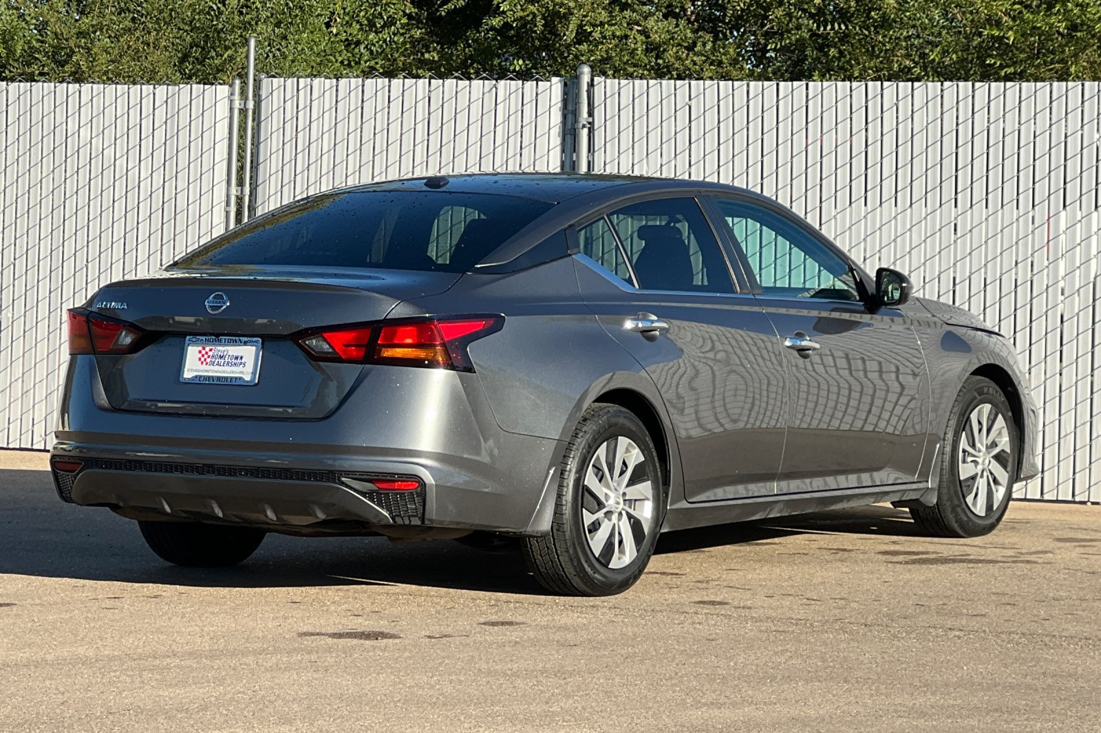 Used 2019 Nissan Altima 2.5 S FWD image 4