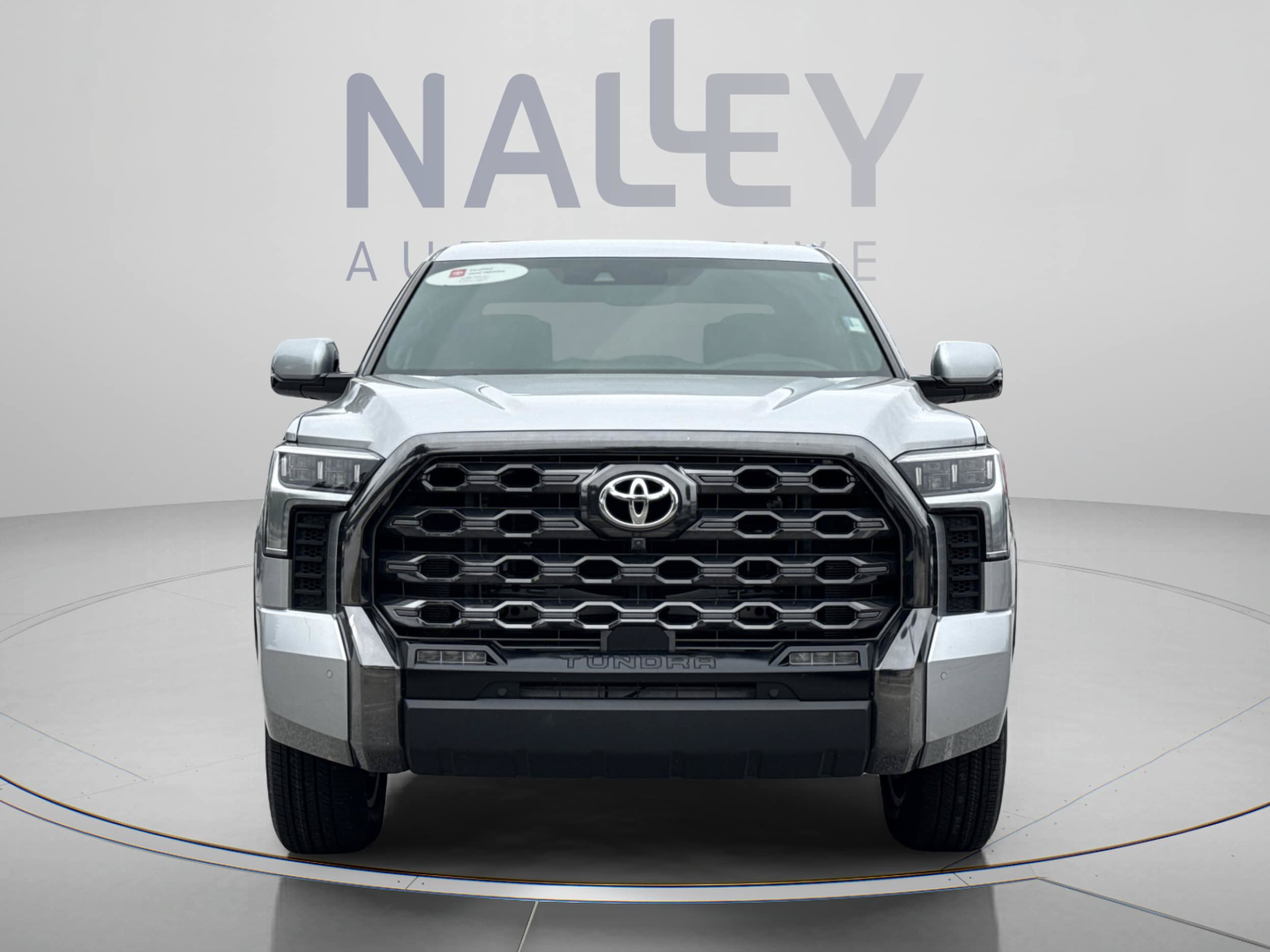 Used 2023 Toyota Tundra Platinum AWD/4WD image 8