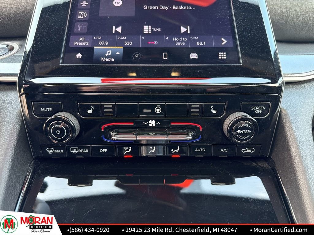 Used 2023 Jeep Grand Cherokee Altitude image 17