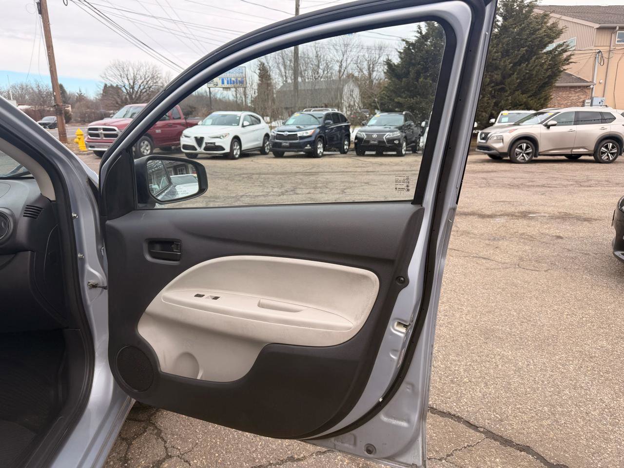 Used 2017 Mitsubishi Mirage G4 ES FWD image 18