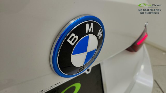 Used 2024 BMW i4 eDrive40 RWD image 31