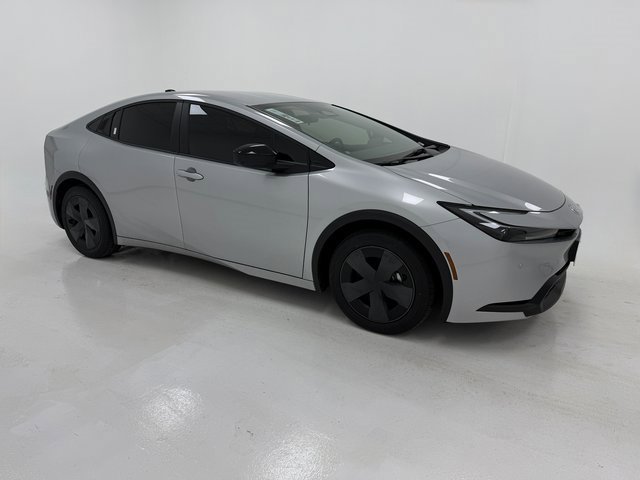 New 2026 Toyota Prius LE image 1