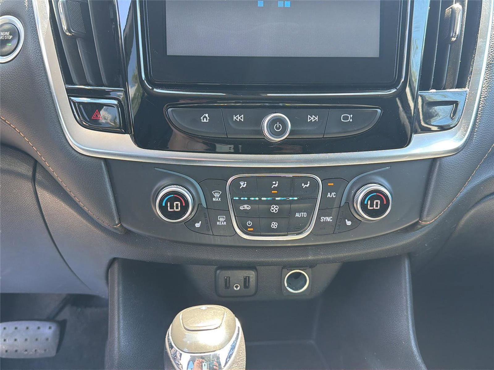 Used 2019 Chevrolet Traverse LT AWD/4WD image 20