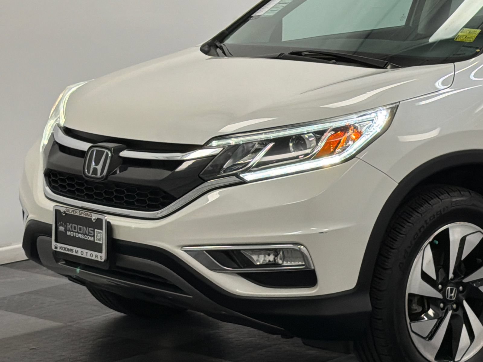 Used 2016 Honda CR-V Touring video 2