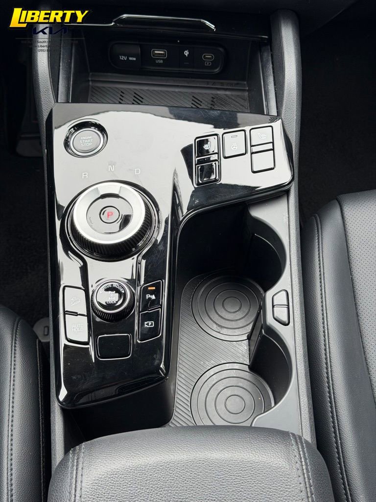 Used 2023 Kia Sportage EX image 15