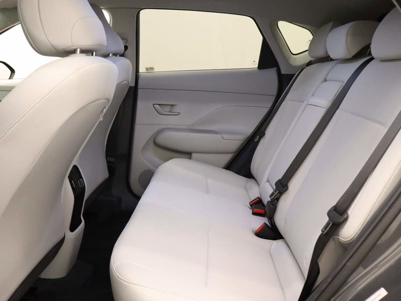 Used 2025 Hyundai Kona SEL image 16