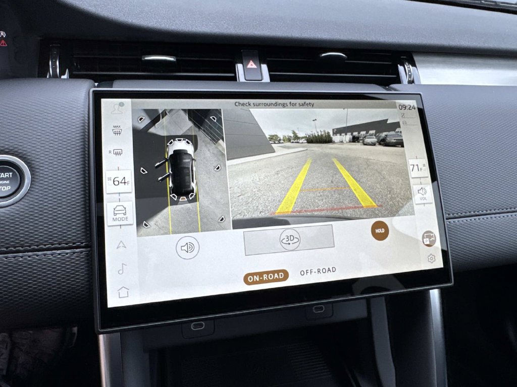 New 2026 Land Rover Discovery Sport Landmark AWD/4WD image 25