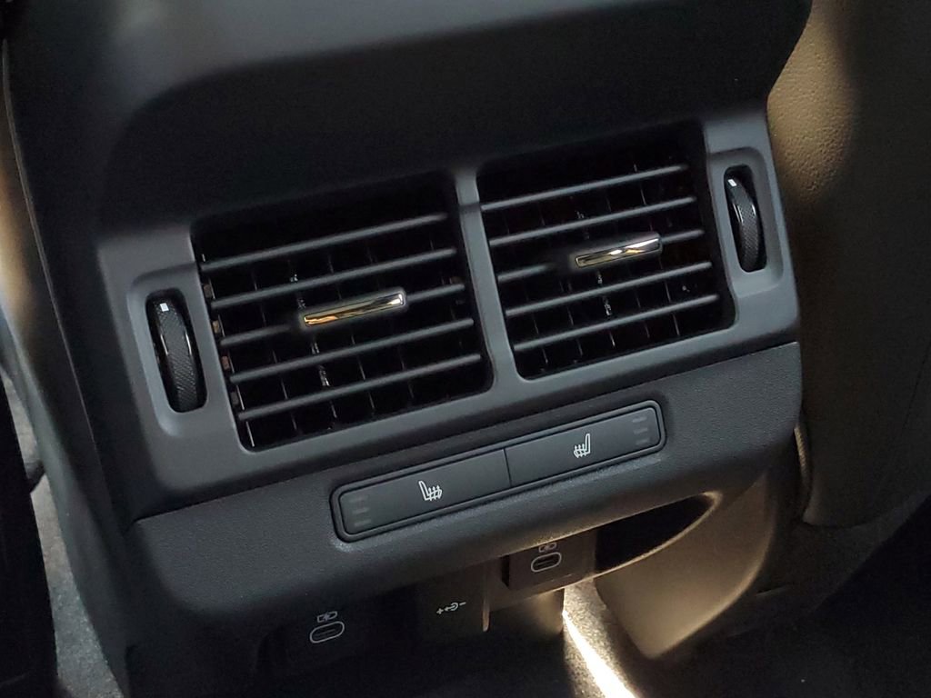 New 2026 Land Rover Range Rover Evoque S image 33