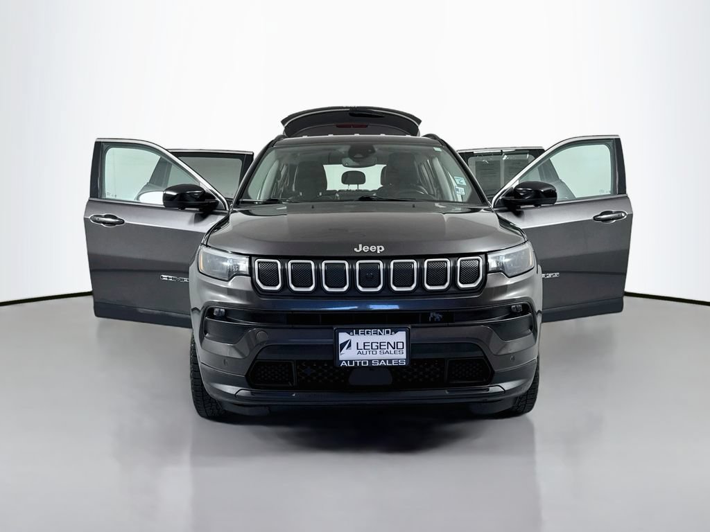 Used 2022 Jeep Compass Latitude w/ Convenience Group AWD/4WD image 21