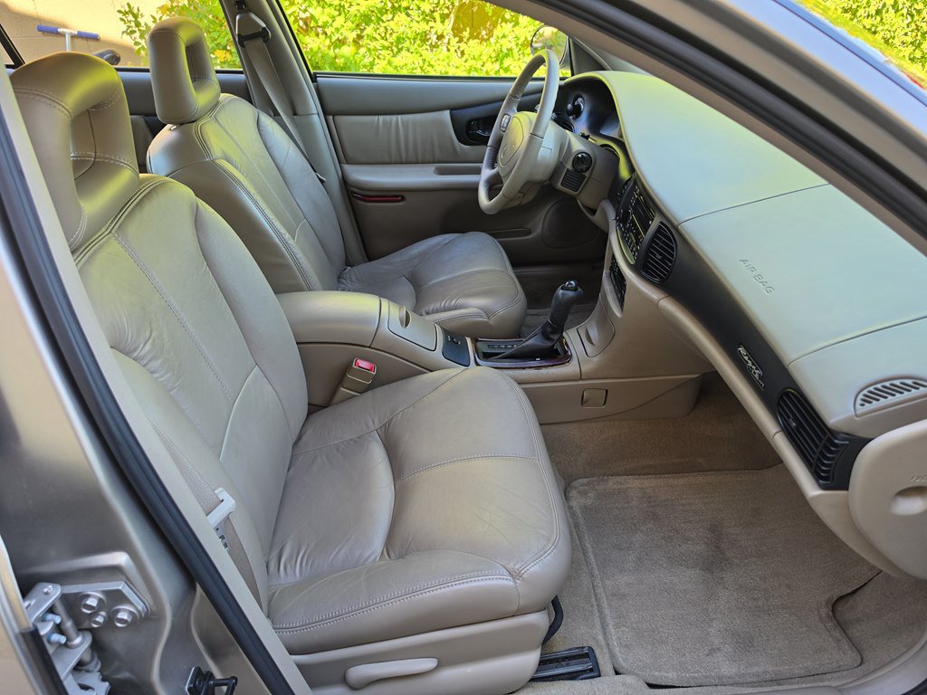Used 2001 Buick Regal LS w/ Touring Pkg FWD image 26