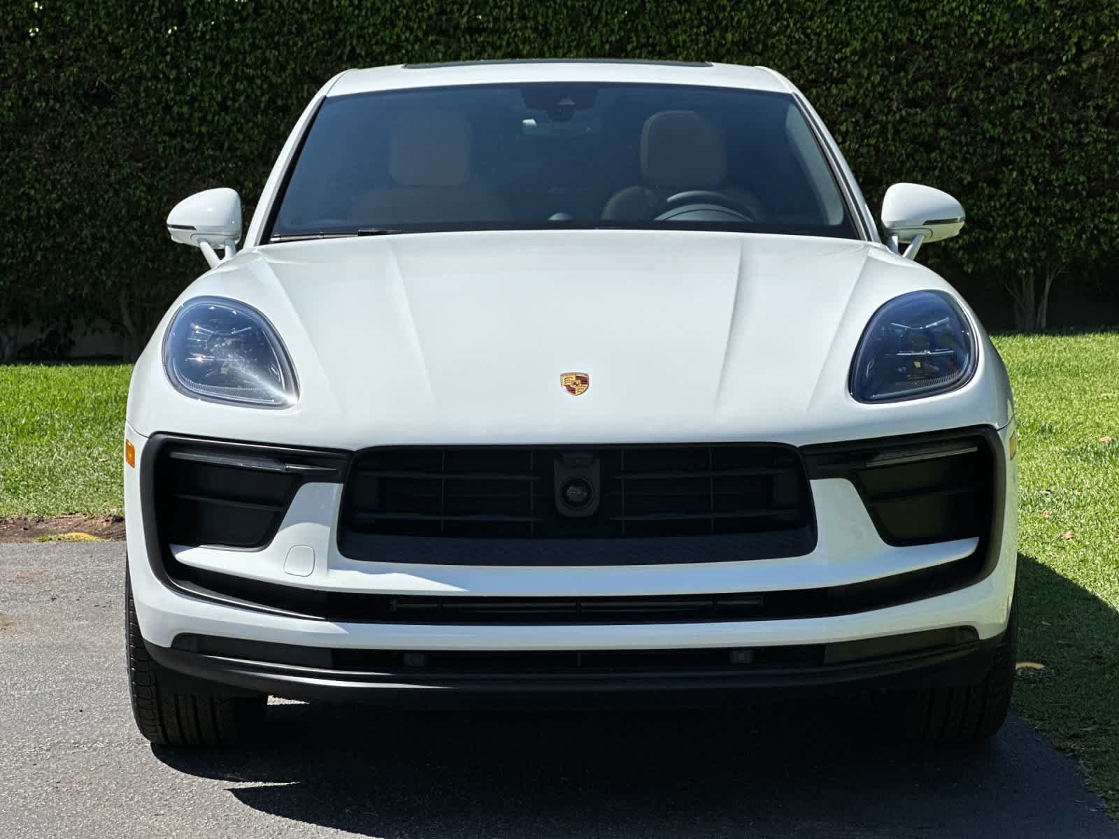 New 2026 Porsche Macan AWD/4WD image 11