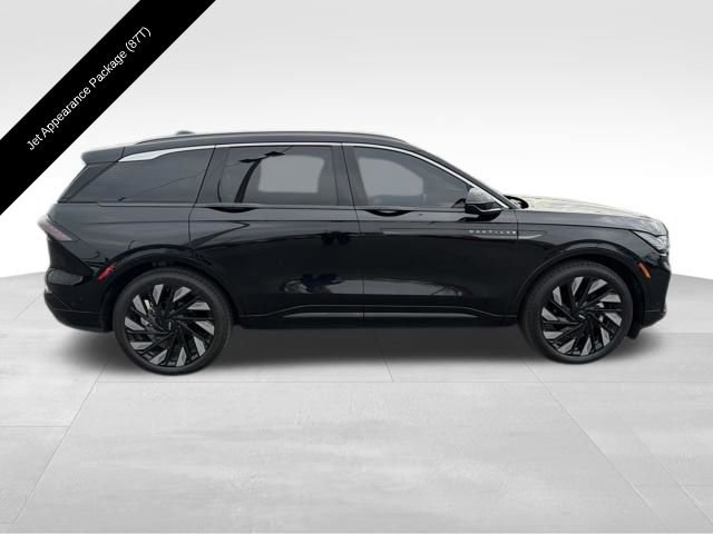 Used 2024 Lincoln Nautilus Black Label w/ Jet Appearance Package (87T) image 8