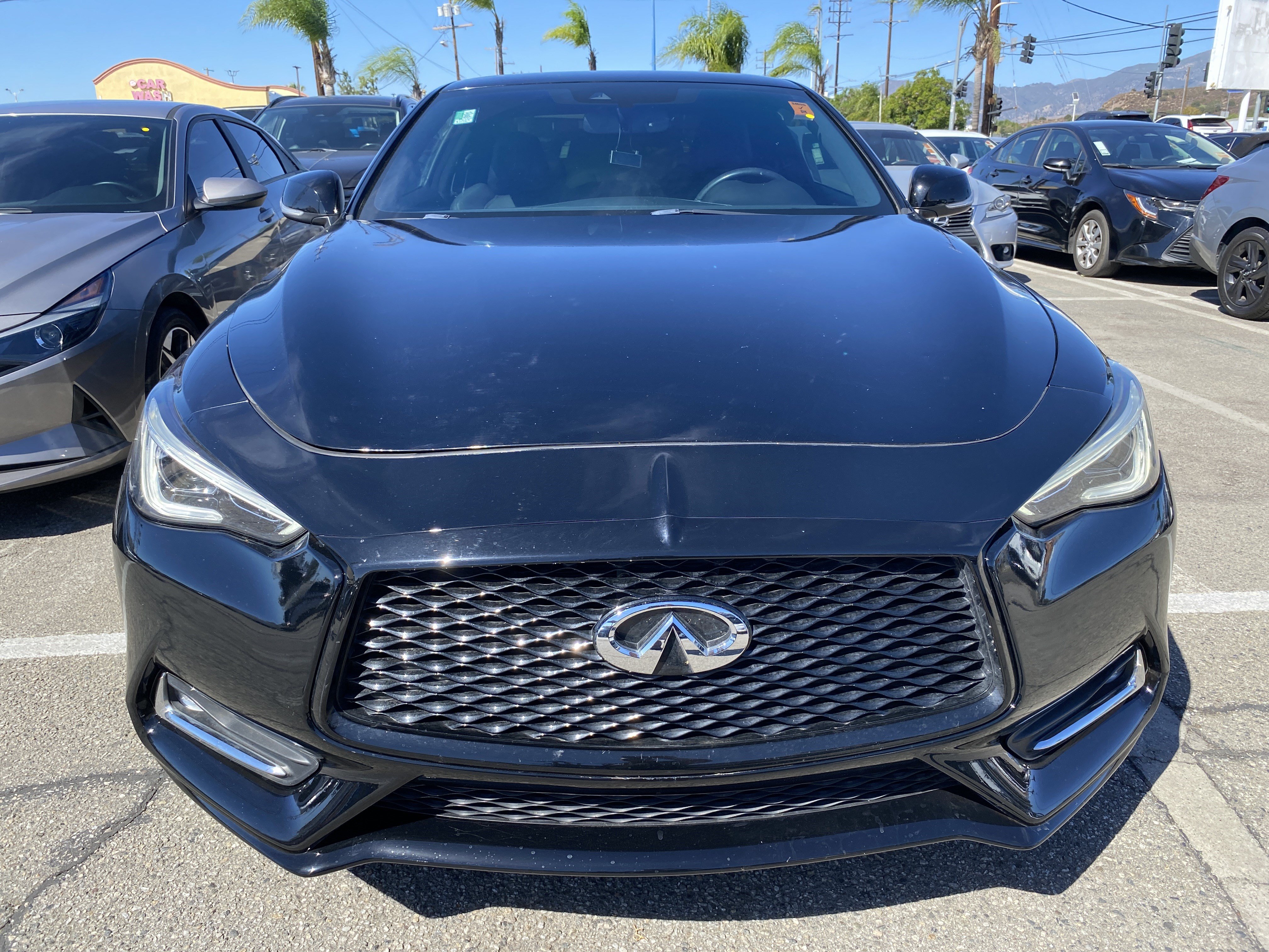 Used 2019 INFINITI Q60 3.0t Luxe RWD image 4