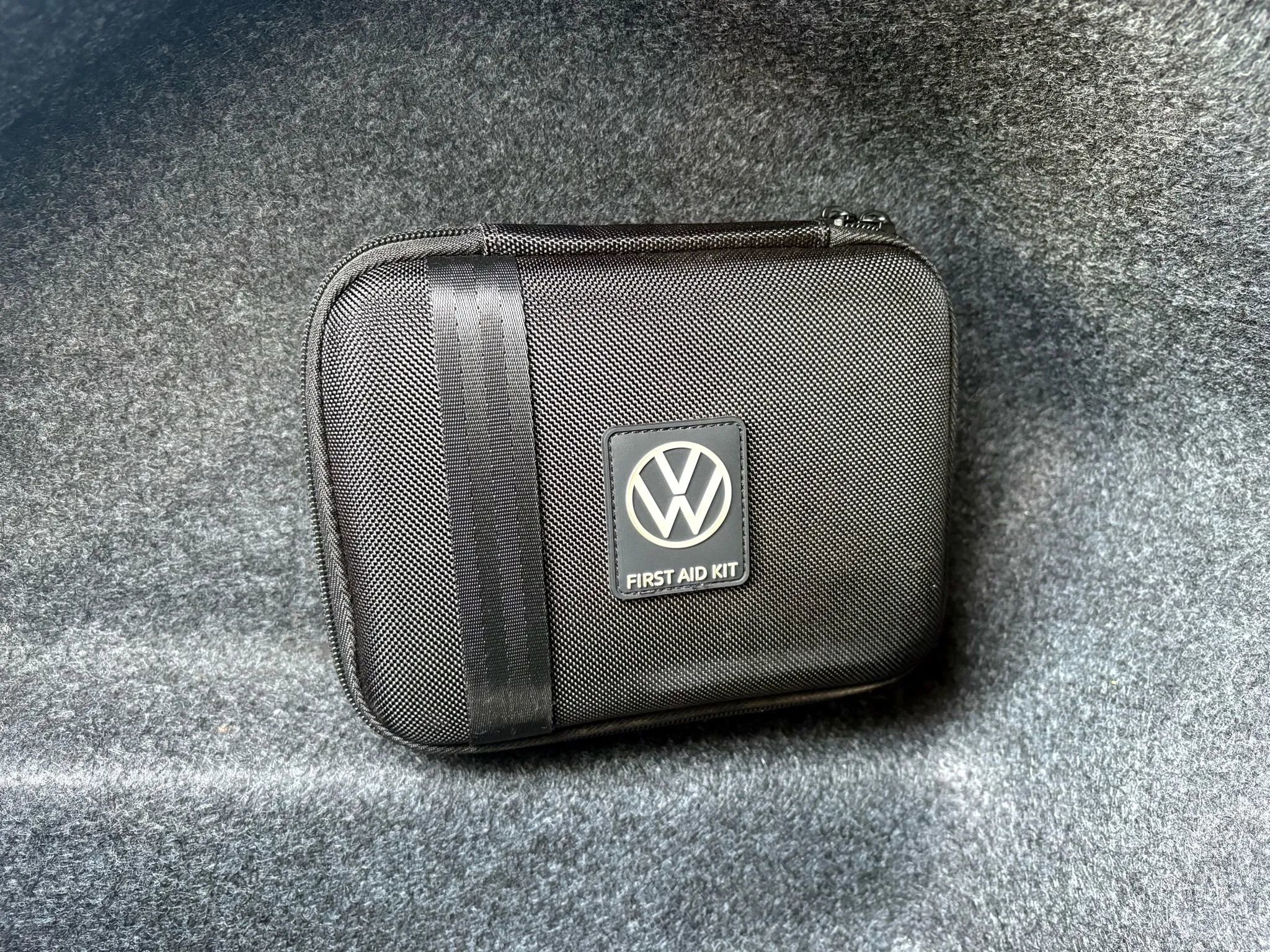 Used 2022 Volkswagen Passat 2.0T SE image 22