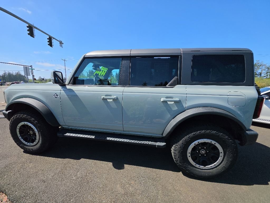 Used 2023 Ford Bronco Outer Banks w/ Sasquatch Package AWD/4WD image 3